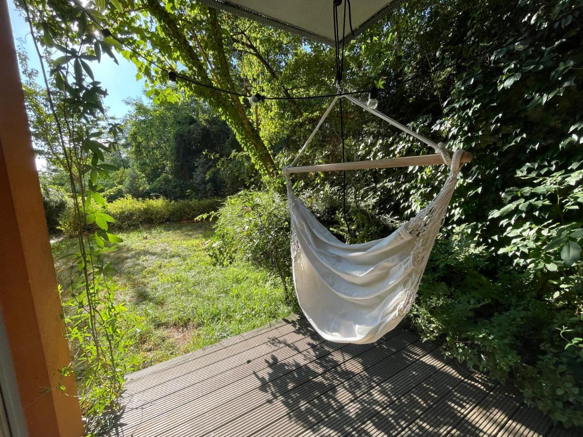 70M2 Romantic Living In The Old Town With Garden ブラチスラヴァ エクステリア 写真