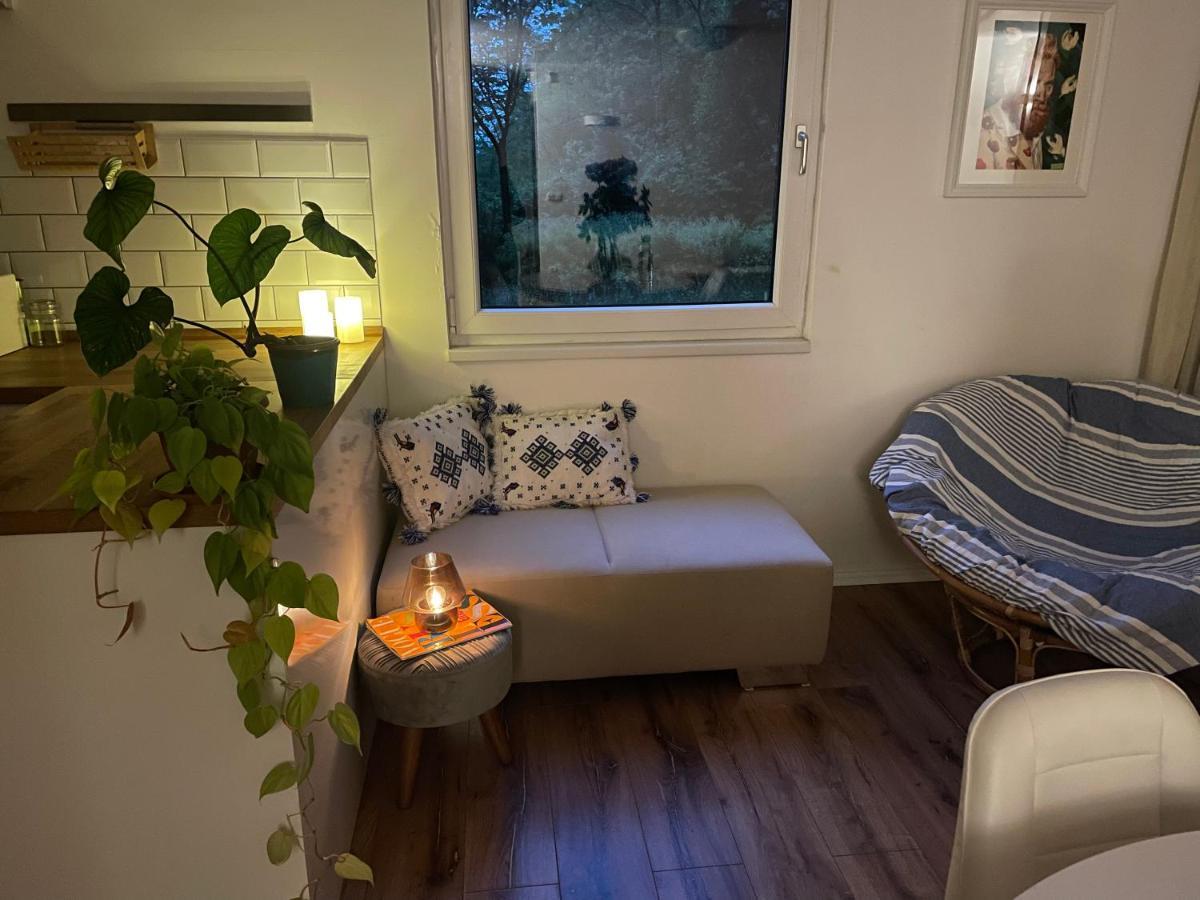 70M2 Romantic Living In The Old Town With Garden ブラチスラヴァ エクステリア 写真