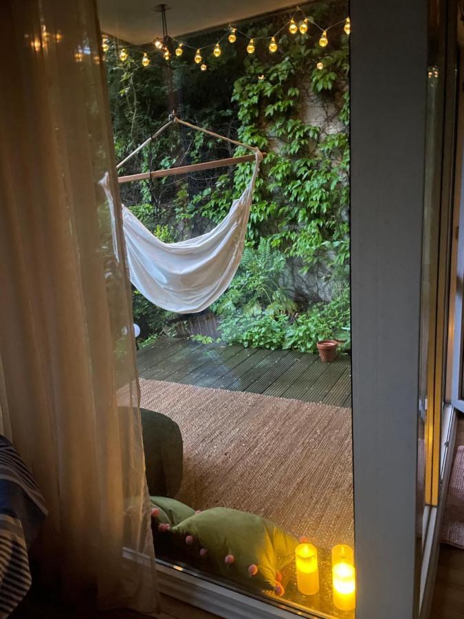 70M2 Romantic Living In The Old Town With Garden ブラチスラヴァ エクステリア 写真